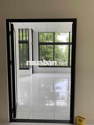CHO THUÊ SÀN VĂN PHÒNG DIỆN TÍCH 120m2 , GẦN CẦU HOÀ XUÂN