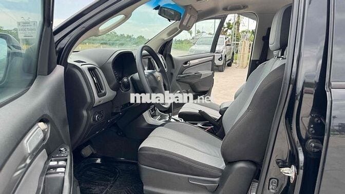 Chevrolet Colorado LT 2.5L 4x2 AT 2019 Đen