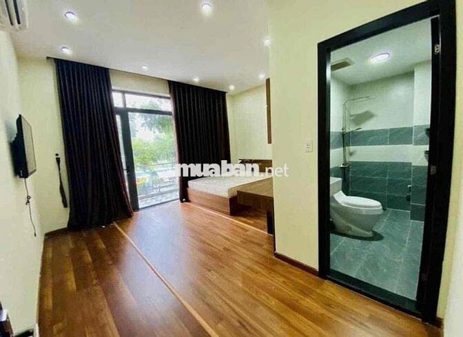 CHO THUÊ NHÀ MẶT TIỀN 5PN ,5WC KÍN FULL NỘI THẤT