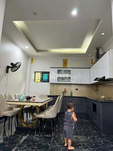 Bán nhà ngõ phố Đội Cấn gần Liễu Giai - Văn Cao