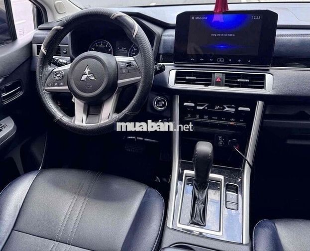Mitsubishi Xpander Cross 2022 odo 6 vạn
