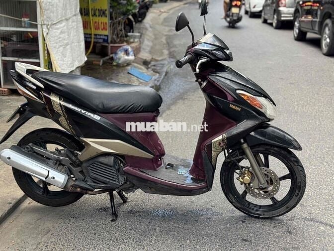 Yamaha Luvias Đen, Tím