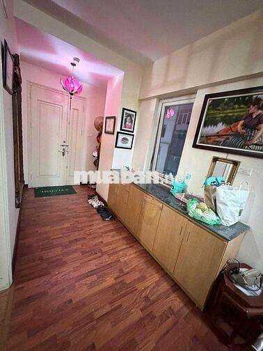 Chung cư Vip Ba Đình, 107m, 3 ngủ 2 wc, Căn góc, Sổ đỏ lâu dài, Hiếm