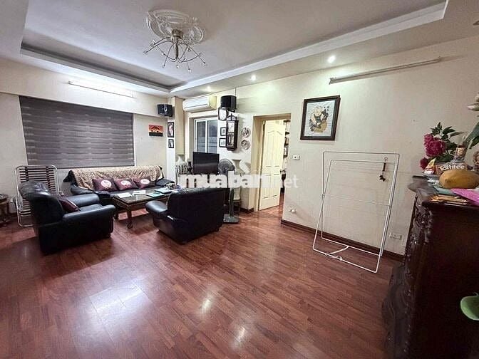 Chung cư Vip Ba Đình, 107m, 3 ngủ 2 wc, Căn góc, Sổ đỏ lâu dài, Hiếm