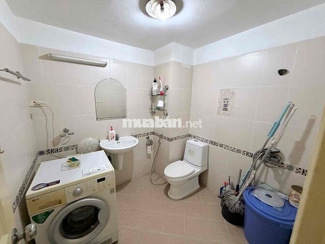 Chung cư Vip Ba Đình, 107m, 3 ngủ 2 wc, Căn góc, Sổ đỏ lâu dài, Hiếm