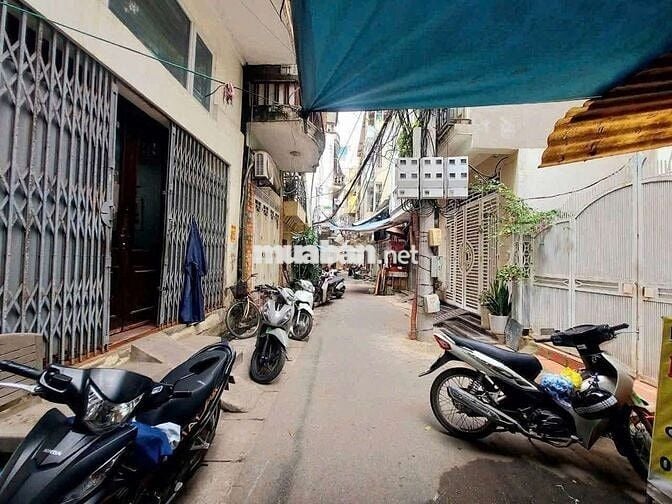 cho thuê nhà 3 ngủ full đồ gần công viên Thống Nhất