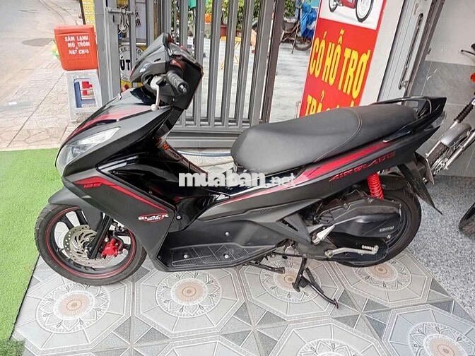 Honda Air Blade Đen