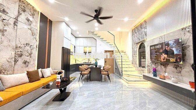 CHO THUÊ NHÀ HÙNG VƯƠNG GẦN SIÊU THỊ GO