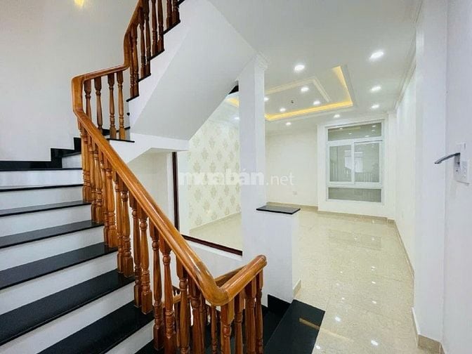 Căn nhà hiếm đẹp giá mềm Quốc Lộ 13, 56m2 - 2tỷ800tr.