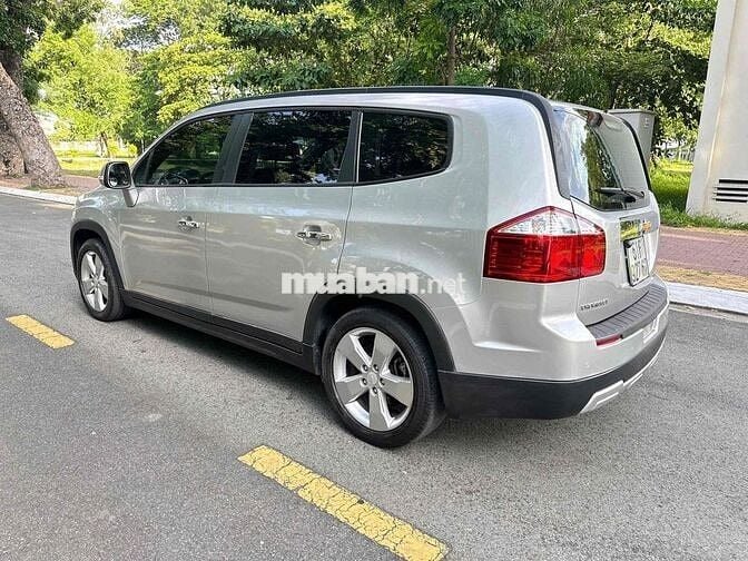 Chevrolet Orlando 2016 Bạc Tự động 7 chỗ