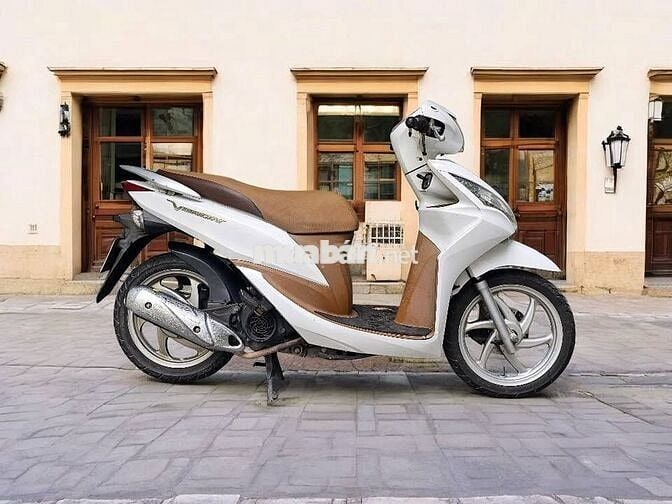 Honda Vision 2024 Trắng Xăng