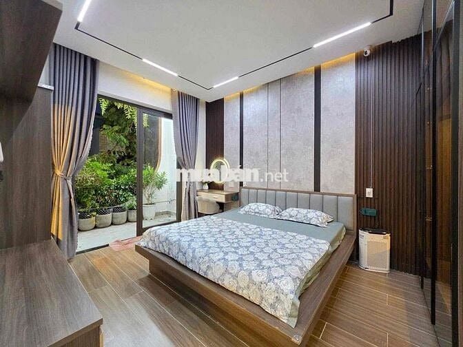232 CHO THUÊ NHÀ 3 TẦNG 4PN 4WC – FULL NỘI THẤT, SÂN THƯỢNG TRỒNG CÂY