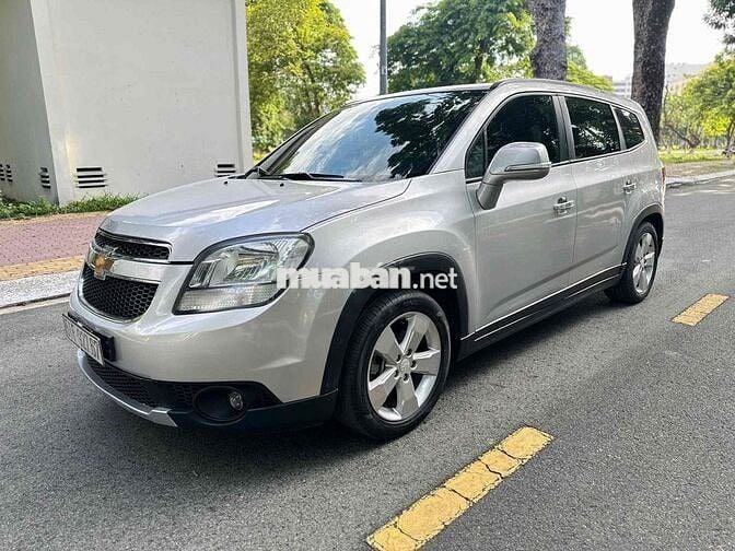 Chevrolet Orlando 2016 Bạc Tự động 7 chỗ