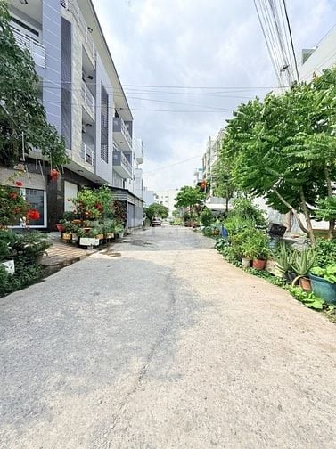 Bán đất lô góc KDC Hương Lộ 5, An Lạc, 80m2, sổ sẵn, giá đúng 8 tỷ