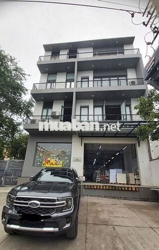 TẠP VỤ ĐI LÀM NGAY (văn phòng, xưởng sản xuất)
