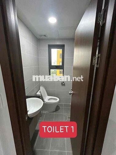 CĂN GÓC NGAY LÀNG ĐẠI HỌC, LIỀN KỀ GA METRO Ở 4 BẠN SIÊU RẺ
