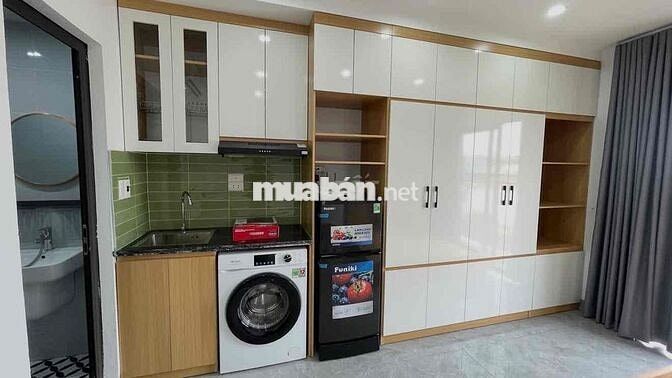 Căn hộ Studio mới 100% - 35m² Ban Công gần Sân bay, Quận 1,Bình Thạnh