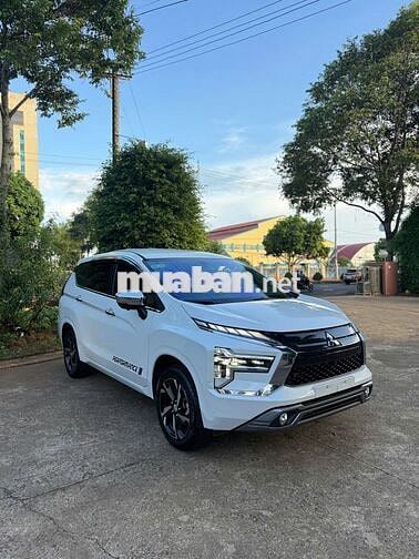 Mitsubishi Xpander Premium 2024 Trắng 30000 km