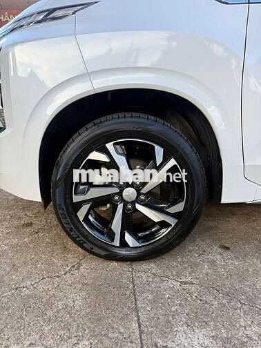 Mitsubishi Xpander Premium 2024 Trắng 30000 km