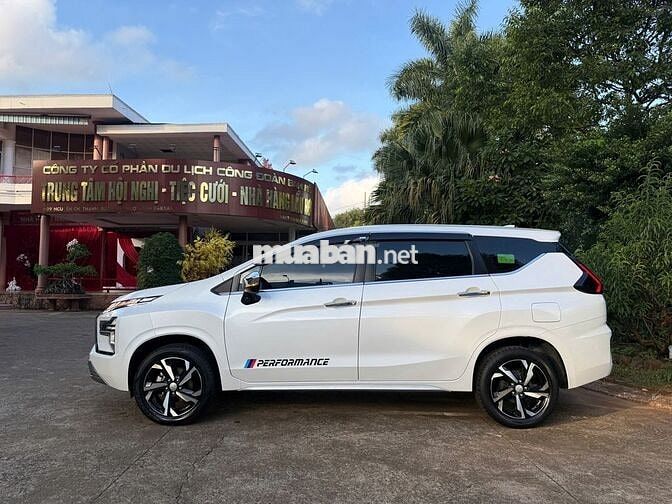 Mitsubishi Xpander Premium 2024 Trắng 30000 km
