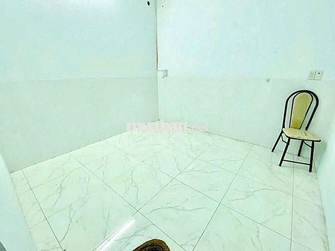 Nhà trệt 2 lầu 5PN KDC Bình Nhựt (ngay công viên)
