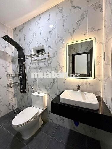 STUDIO BAN CÔNG NGAY TRUNG TÂM QUẬN 7 SÁT LOTTE