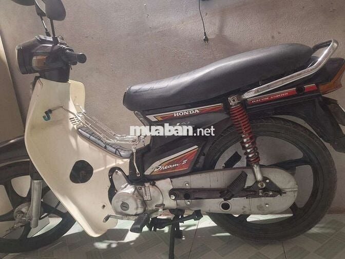 Honda Dream II Trắng, Đen