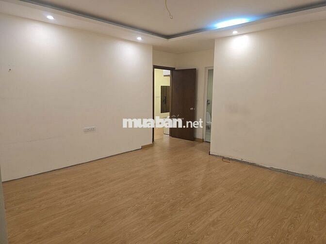 Cho thuê căn hộ CC 3pn, 2wc toà CT2A CC Gelexia 885 Tam Trinh