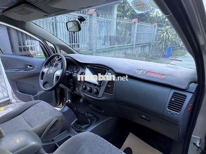 Innova E 2013 không taxi không lỗi (bao ra tên)