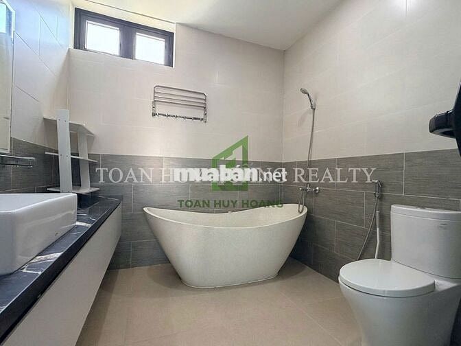 Villa Gần Khu Đô Thị FPT Đà Nẵng | 150m² | 3 Phòng Ngủ | Gara Ô Tô