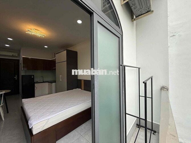 STUDIO BAN CÔNG NGAY TRUNG TÂM QUẬN 7 SÁT LOTTE