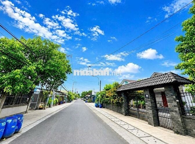 Chính chủ gửi bán ngộp lô đất 358m2 có shr chỉ 850tr đường rộng 12m