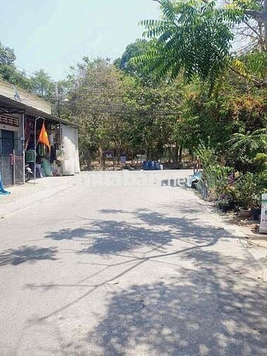 bán lô đất đường nhựa 6 m thông ngay trung tâm Thủ Dầu Một