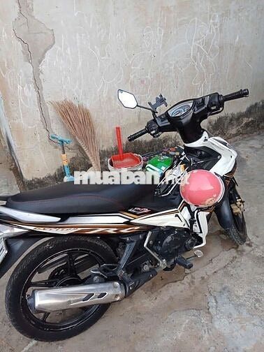 Yamaha Exciter Trắng đen