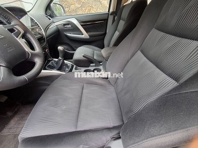 Mitsubishi Pajero Sport 2.4D 4x2 MT 2019 - 560Tr