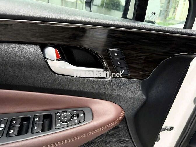 Hyundai Santafe 2020 2.2D Trắng 90000 km