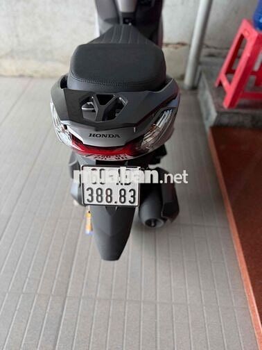 Lead 4V 2026 Bạc nhám 2400 km