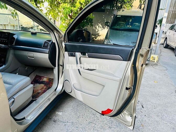 Chevrolet Captiva 2013 Tự động Vàng cát