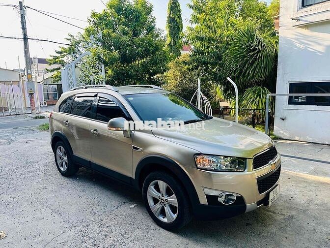 Chevrolet Captiva 2013 Tự động Vàng cát