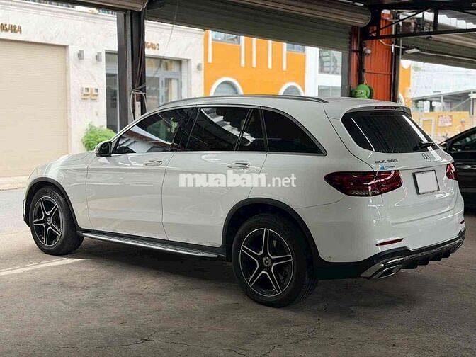 Mercedes-Benz GLC300 4MATIC 2021