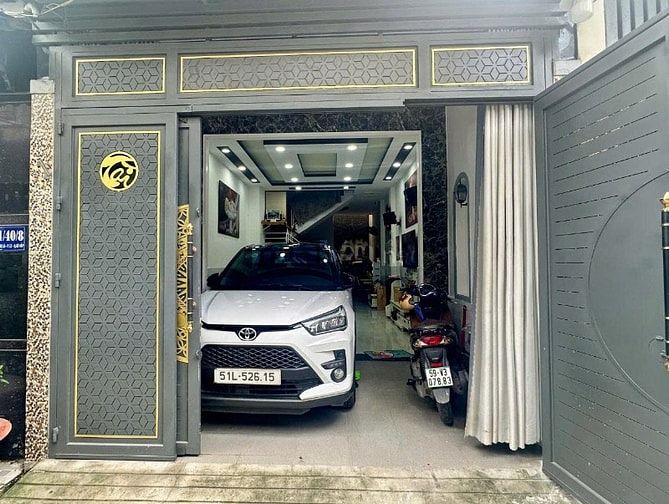 Bán nhà hẻm ô tô tận nhà tại Gò Vấp, tặng full nội thất sẵn ở