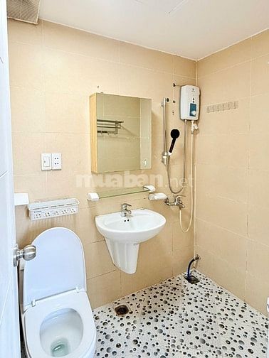 Chính chủ căn góc 83m2 Hoàng Kim sổ hồng sẵn, nhà mới, TT 950tr ở ngay