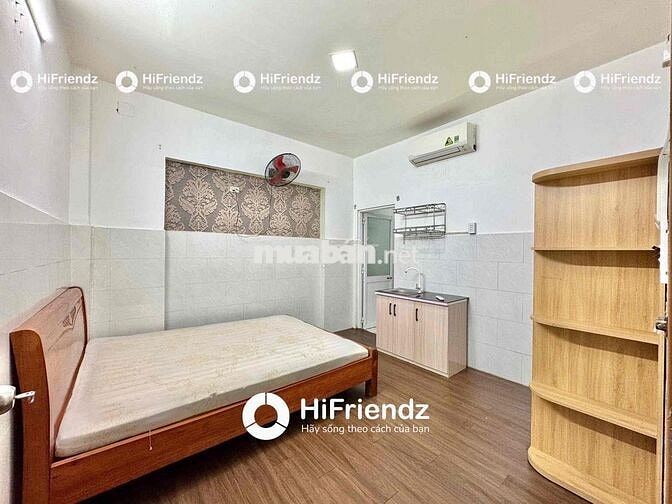 PHÒNG FULL NỘI THẤT CỬA SỔ TRỜI NGAY CÔNG VIÊN PHÚ LÂM