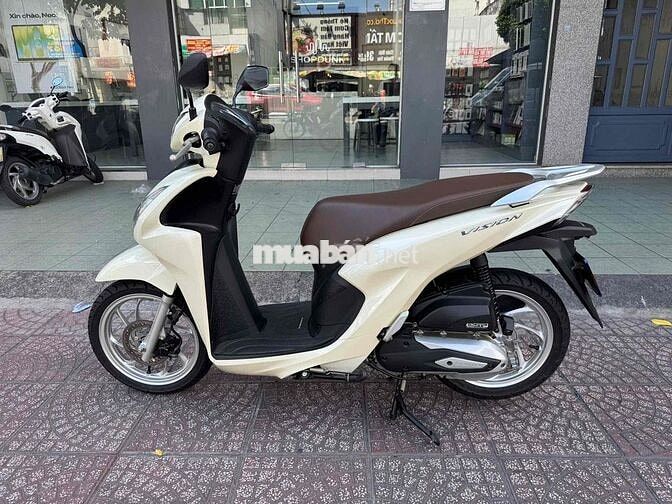 Honda Vision 2024 Trắng 300km