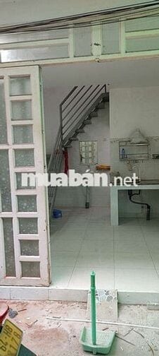 Cần tiền xoay sở bán gấp nhà nhỏ trung tâm Q12
