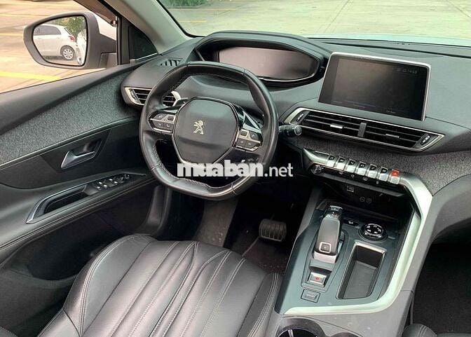 Peugeot 5008 Allure 2020 chạy 4vkm hỗ trợ góp