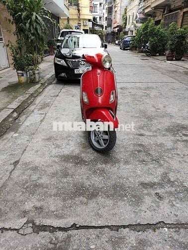 Piaggio Vespa 2012 màu Đỏ