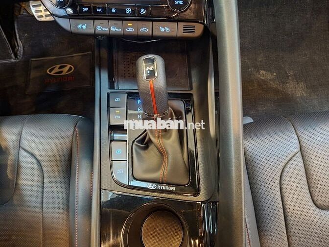 Hyunhdai Elantra 1.6 Turbo Nline