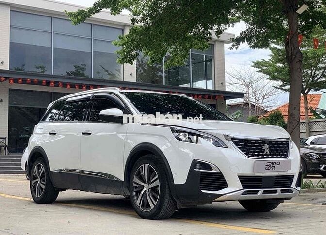 Peugeot 5008 Allure 2020 chạy 4vkm hỗ trợ góp