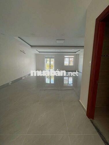 tòa vp mới xây đường 3/2, dt. 8x18m 1 tr 5 lầu st. 
